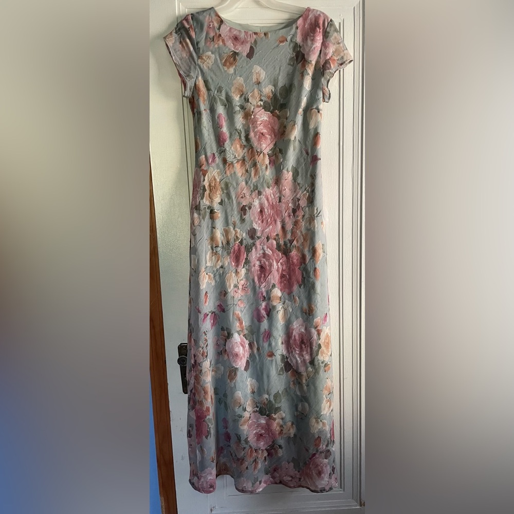 Women’s Floral Lined Cap Sleeve Maxi Dress, size Medium/Large